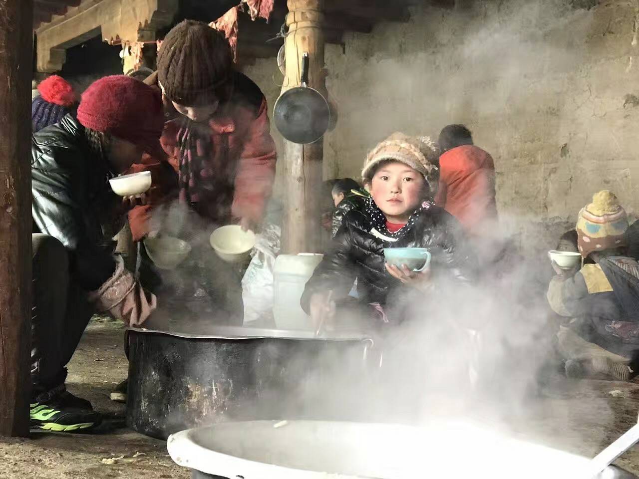 开云官方站网页版登录入口-开云(中国)公益回顾丨家国同欢月同圆 温暖满载甘孜州(图10)